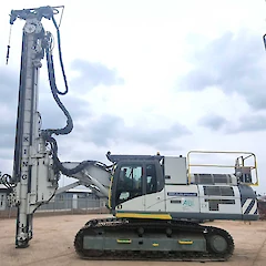 Piling Rigs with Vibrators