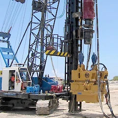 APE Hydraulic Vibrators in Tandem Version