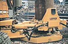 Hydraulic Casing Oscillators For Foundation Rigs